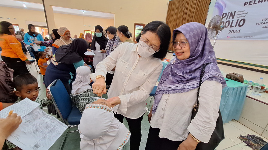 Imunisasi PIN Polio serentak di Kalurahan Gilangharjo Sukses