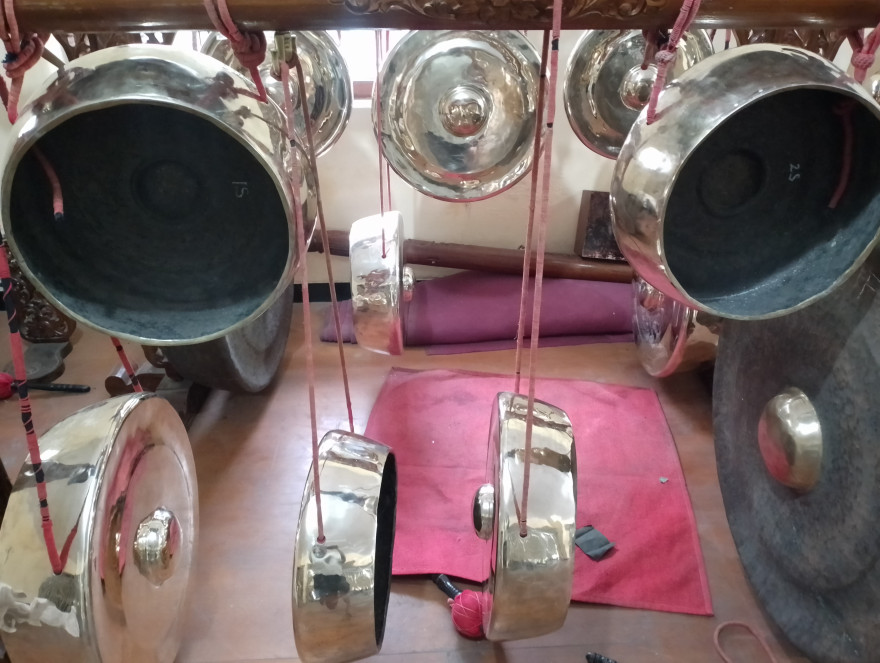 Kegiatan Poles Gamelan Kyai Gilang Purbo Sari Hari Ketiga Kalurahan Gilangharjo