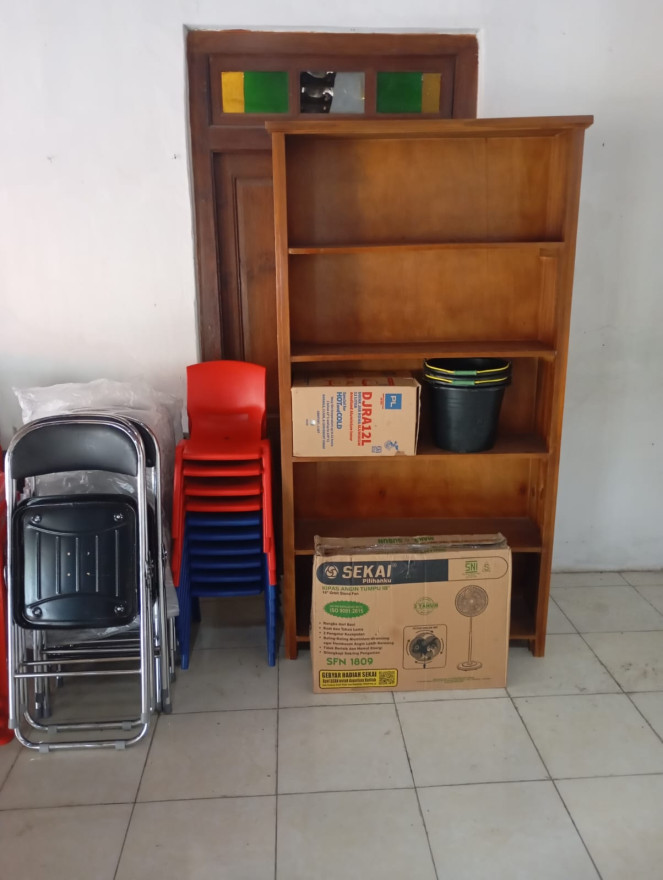 Distribusi Peralatan Paud PPBMP Padukuhan Banjarwaru
