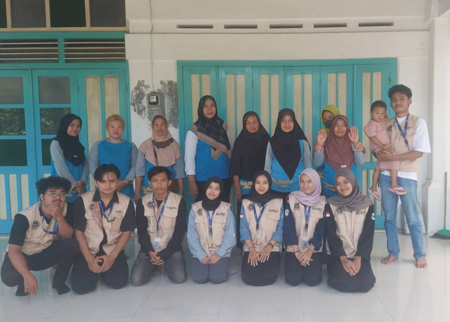 Mahasiswa KKN Reguler UAD Memberikan Edukasi Stunting Dan Gizi Seimbang Di Posyandu Balita Padukuhan Kauman